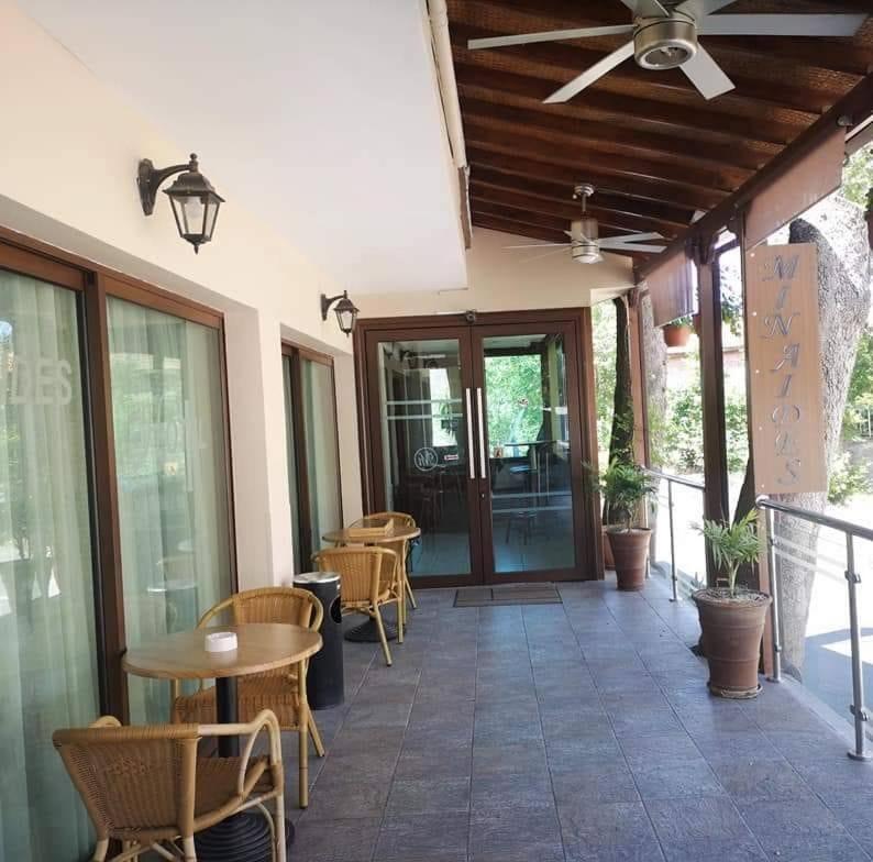 Minaides Hotel Kakopetriá Extérieur photo