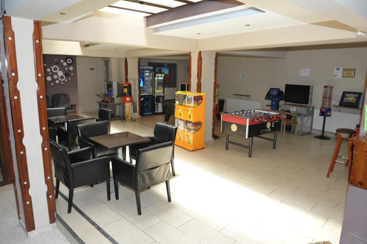 Minaides Hotel Kakopetriá Extérieur photo
