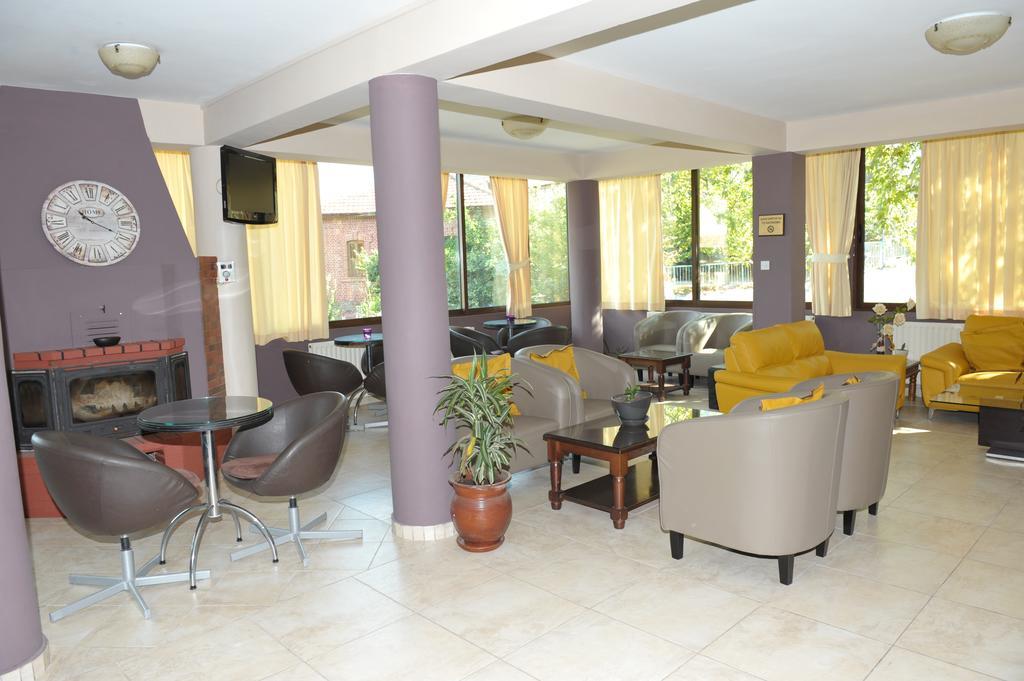 Minaides Hotel Kakopetriá Extérieur photo